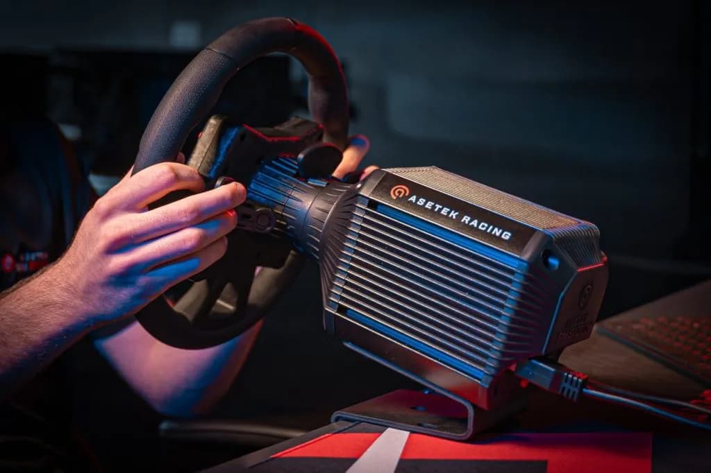 Asetek Simsports: Initium is available in US!