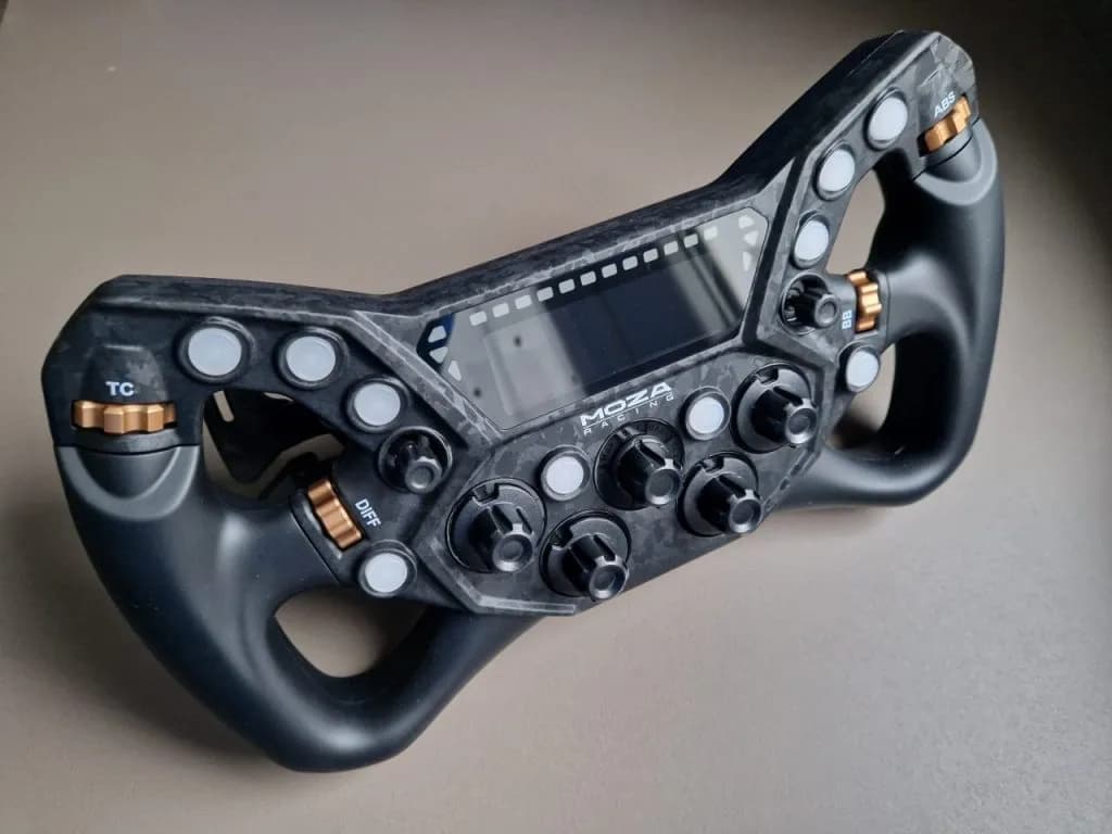 Review: Moza Racing KS Pro Steering Wheel