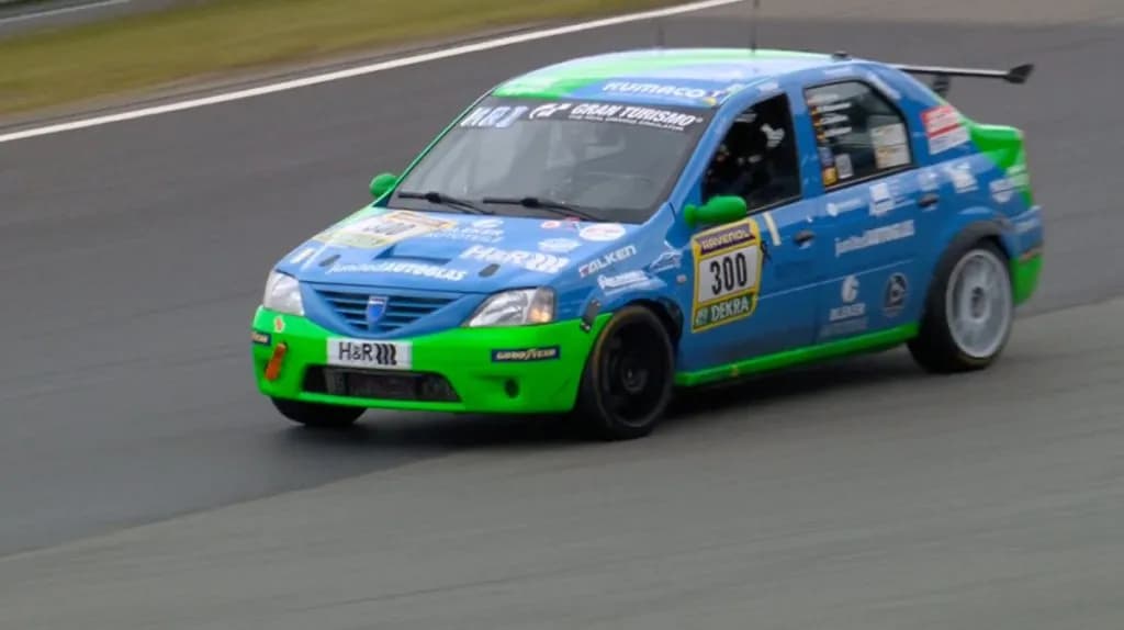 The 2026 Nürburgring 24 Dacia Logan Livery Is Now Available for Assetto Corsa