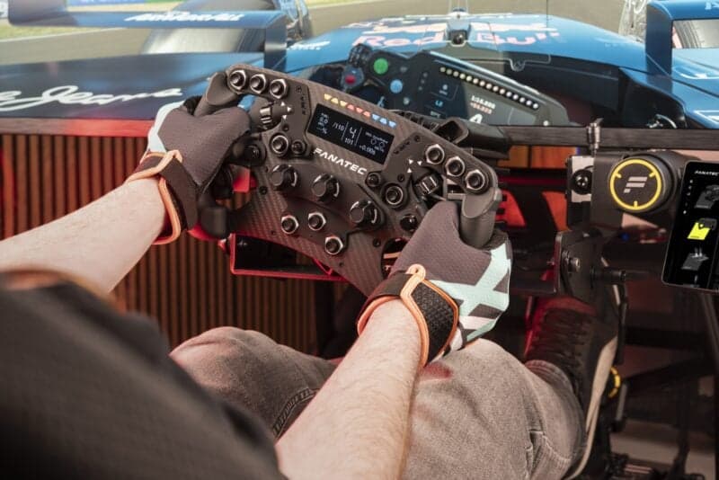 Fanatec ClubSport Formula V3 Wheel Gets 5% Off With GTPlanet Discount Code